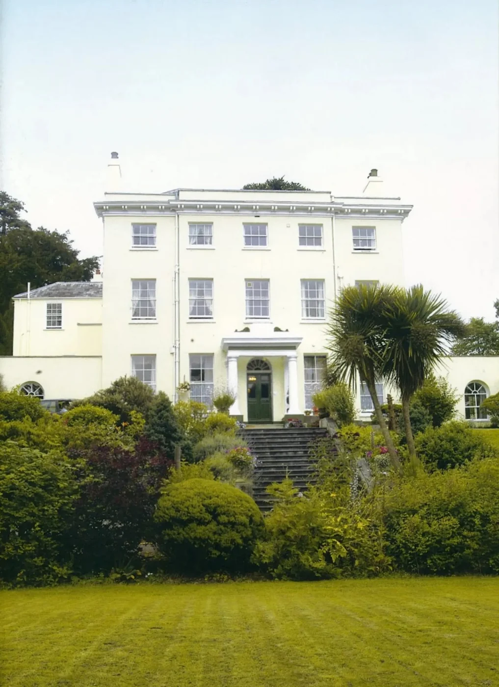 Barton Place care and surroundings